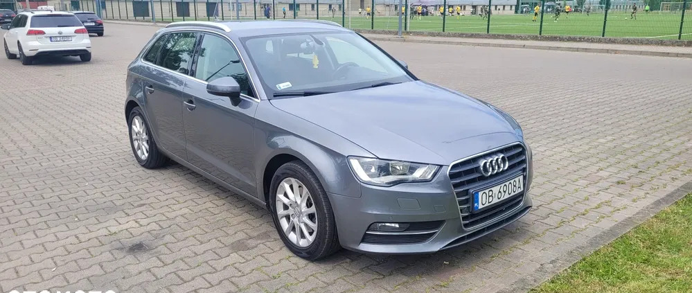 samochody osobowe Audi A3 cena 44000 przebieg: 264000, rok produkcji 2015 z Brzeg